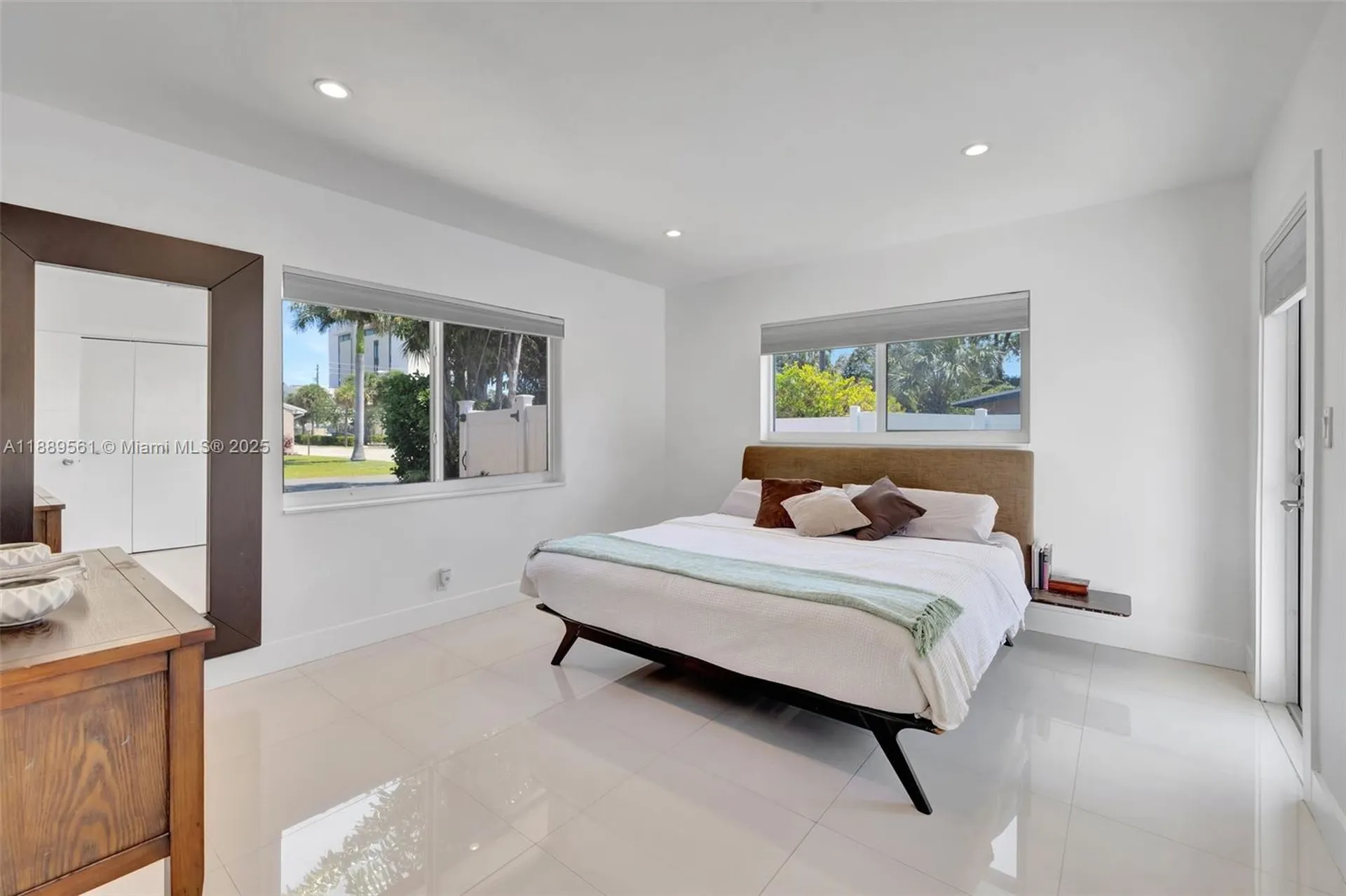 2506 NE 30th Street Fort Lauderdale FL 33306