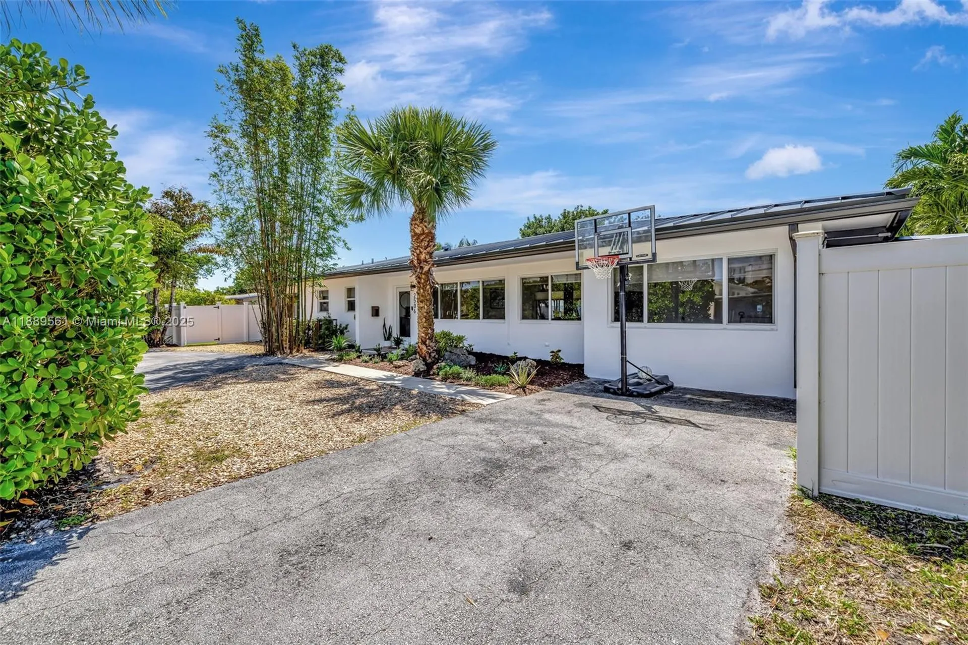 2506 NE 30th Street Fort Lauderdale FL 33306