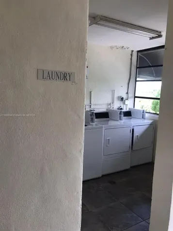 2701 Riverside Drive Coral Springs FL 33065