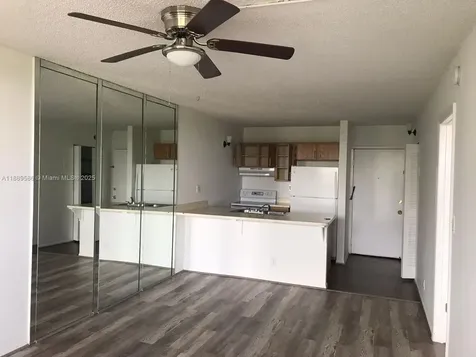 2701 Riverside Drive Coral Springs FL 33065