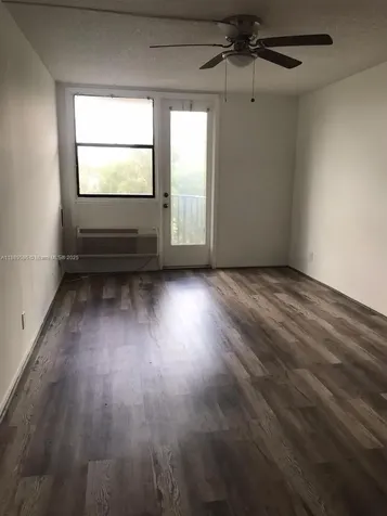 2701 Riverside Drive Coral Springs FL 33065