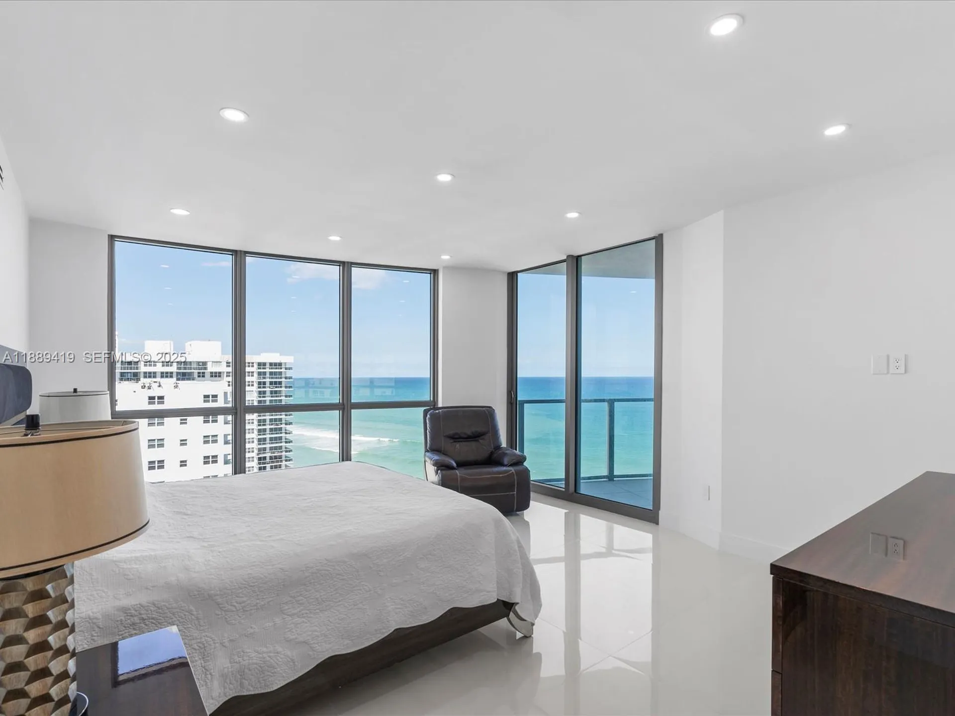 3101 S Ocean Drive Hollywood FL 33019