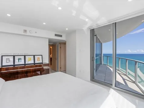 3101 S Ocean Drive Hollywood FL 33019