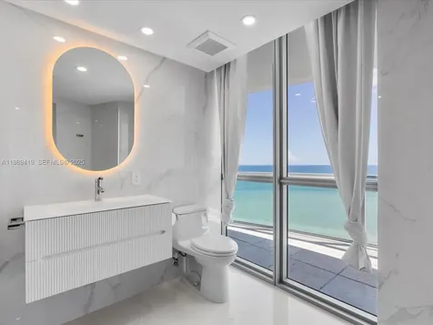 3101 S Ocean Drive Hollywood FL 33019