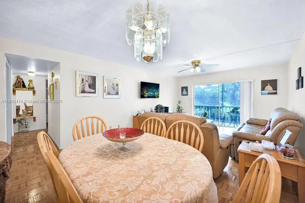 4800 Hillcrest Lane Hollywood FL 33021