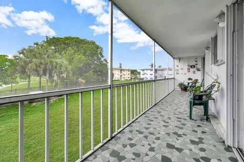 4800 Hillcrest Lane Hollywood FL 33021