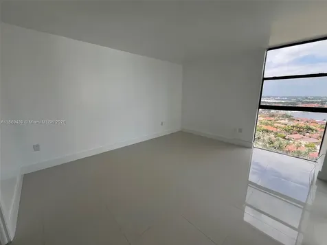 20505 E Country Club Drive Aventura FL 33180