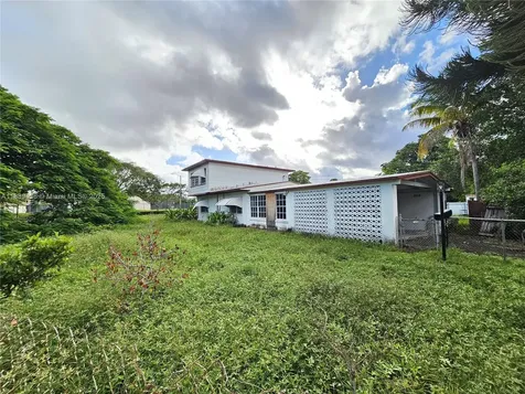 11500 N Miami Avenue Miami FL 33168