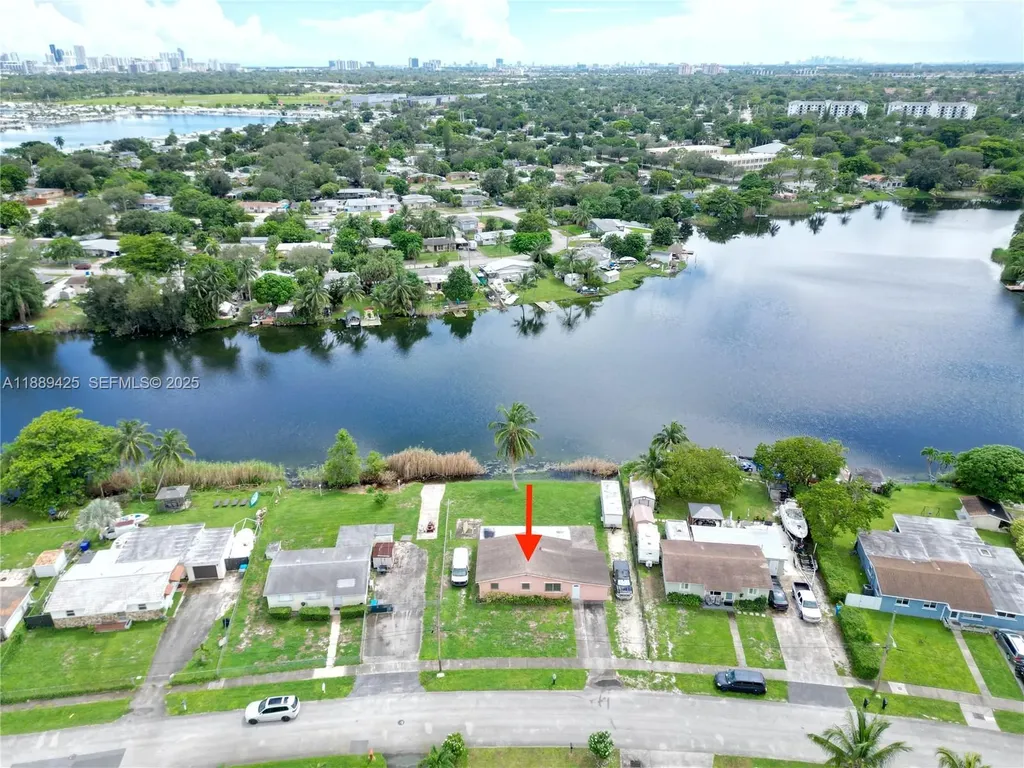 3710 SW 32nd Court West Park FL 33023