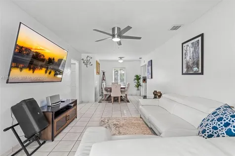 5340 SW 5th Street Miami FL 33134