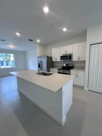 1183 SE 1st Terrace Florida City FL 33034