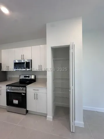 1183 SE 1st Terrace Florida City FL 33034