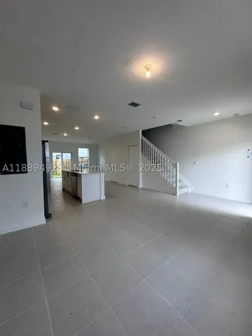 1183 SE 1st Terrace Florida City FL 33034