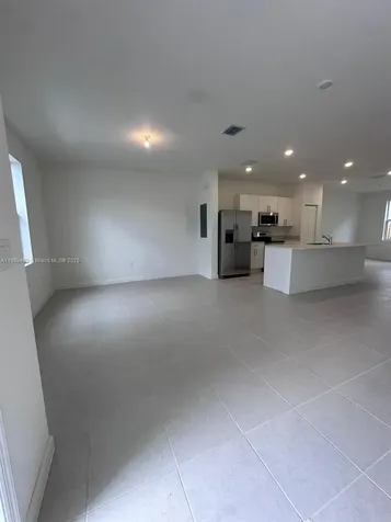 1183 SE 1st Terrace Florida City FL 33034