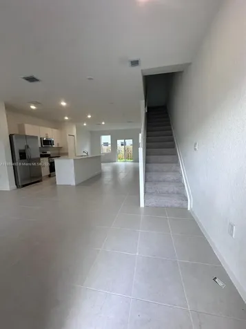 1183 SE 1st Terrace Florida City FL 33034