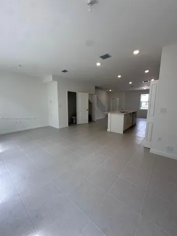 1183 SE 1st Terrace Florida City FL 33034