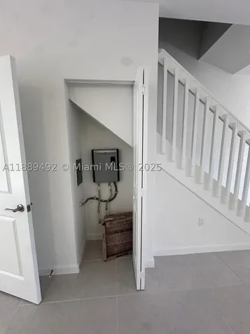 1183 SE 1st Terrace Florida City FL 33034