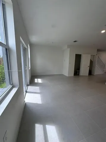 1183 SE 1st Terrace Florida City FL 33034