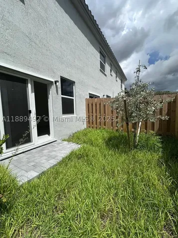 1183 SE 1st Terrace Florida City FL 33034