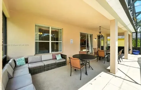 8520 Sunrise Key Drive Kissimmee FL 34747