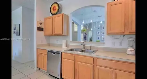 8520 Sunrise Key Drive Kissimmee FL 34747