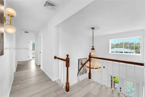 4440 NE 23rd Avenue Lighthouse Point FL 33064