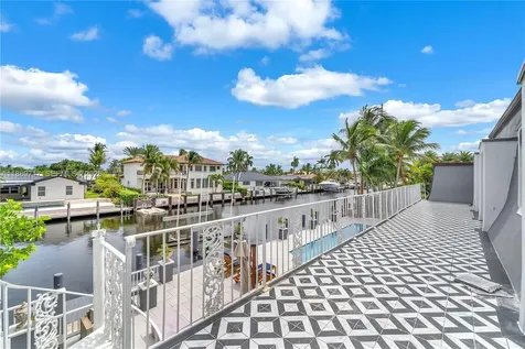 4440 NE 23rd Avenue Lighthouse Point FL 33064