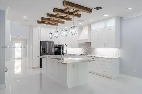 125 SE 22nd Terrace Homestead FL 33033