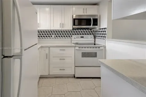 9010 Sunrise Lakes Boulevard Sunrise FL 33322