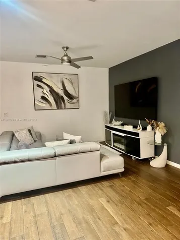 4039 NW 11th Street Lauderhill FL 33313