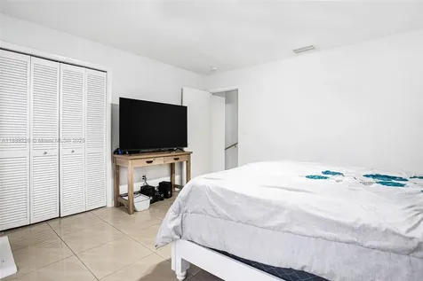 7000 W 15th Court Hialeah FL 33014