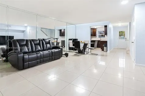 7000 W 15th Court Hialeah FL 33014