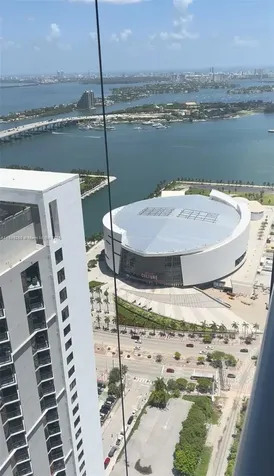 159 NE 6th Street Miami FL 33132