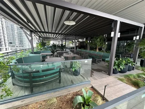 159 NE 6th Street Miami FL 33132