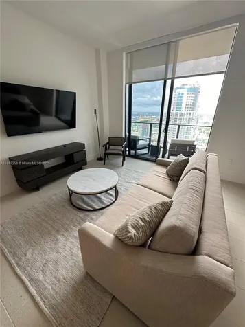159 NE 6th Street Miami FL 33132