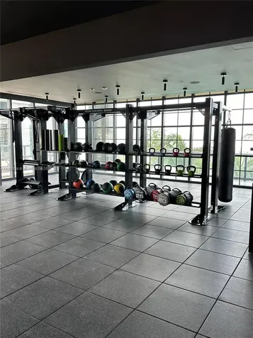 159 NE 6th Street Miami FL 33132