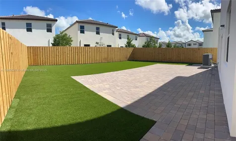 2651 SE 24th Drive Homestead FL 33035