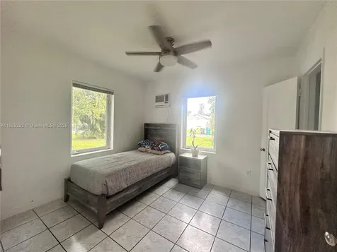 11201 NE 10th Avenue Biscayne Park FL 33161