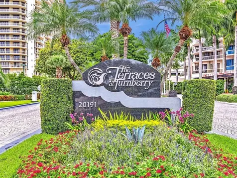 20191 E Country Club Drive Aventura FL 33180
