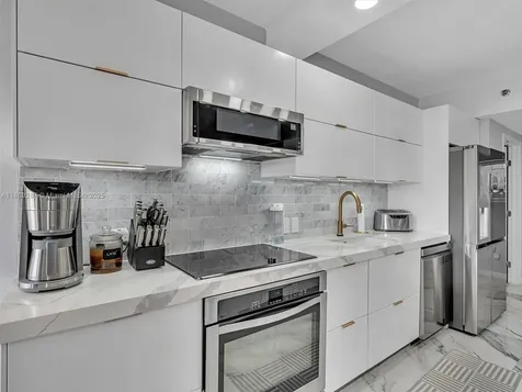20191 E Country Club Drive Aventura FL 33180