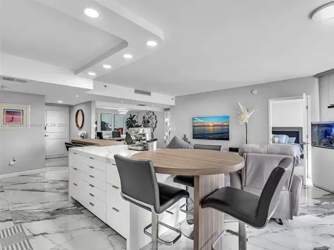 20191 E Country Club Drive Aventura FL 33180