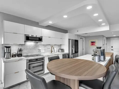 20191 E Country Club Drive Aventura FL 33180