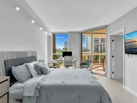 20191 E Country Club Drive Aventura FL 33180