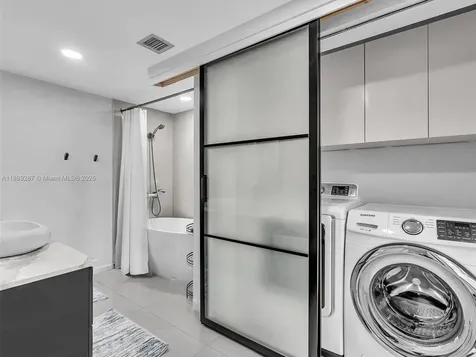 20191 E Country Club Drive Aventura FL 33180