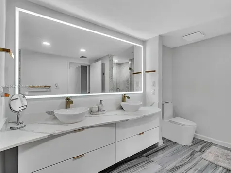 20191 E Country Club Drive Aventura FL 33180