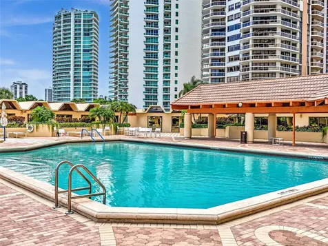 20191 E Country Club Drive Aventura FL 33180