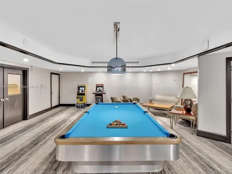 20191 E Country Club Drive Aventura FL 33180