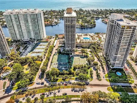 20191 E Country Club Drive Aventura FL 33180