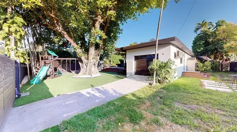 641 Nightingale Avenue Miami Springs FL 33166