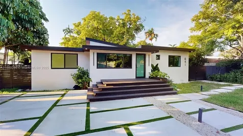641 Nightingale Avenue Miami Springs FL 33166